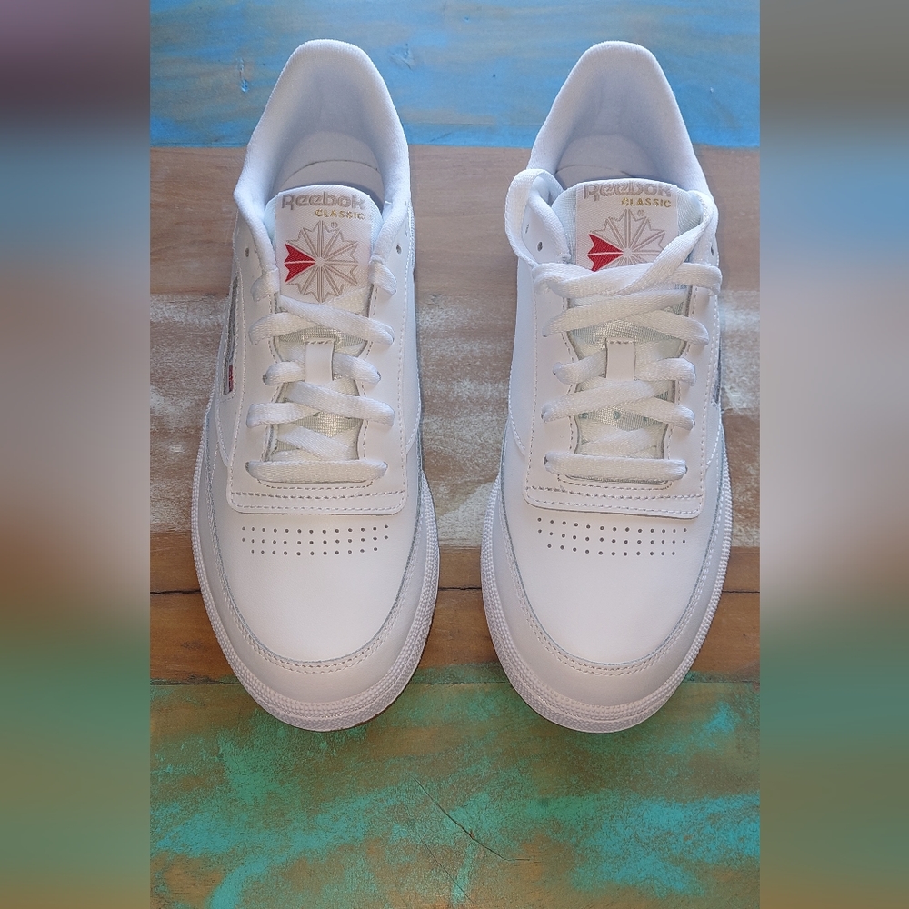 Reebok Club C 85  Size 9.5 White/Grey/Gum bottom